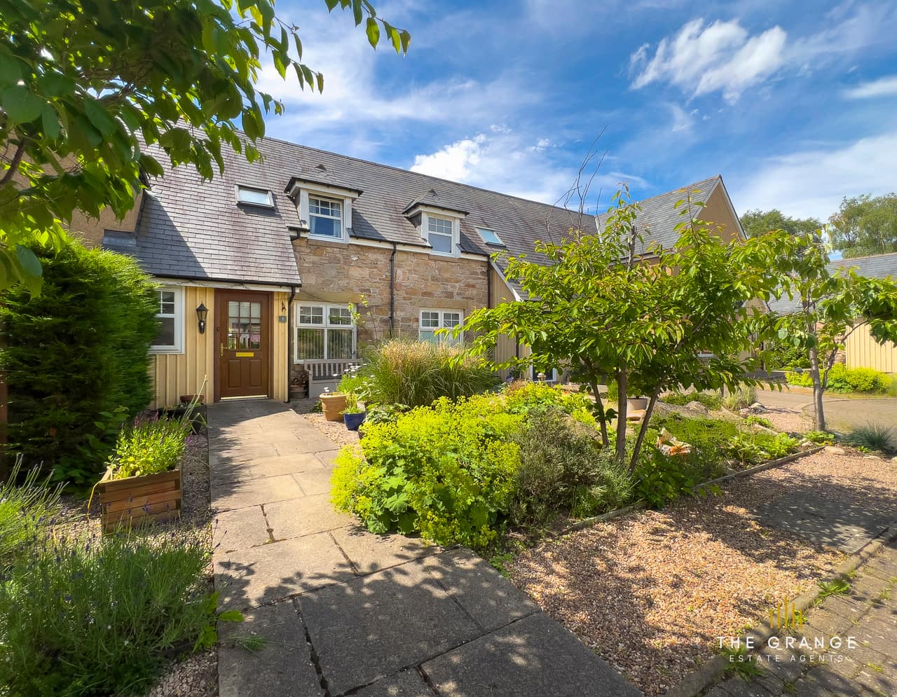Carswell Steading, Alves, IV30